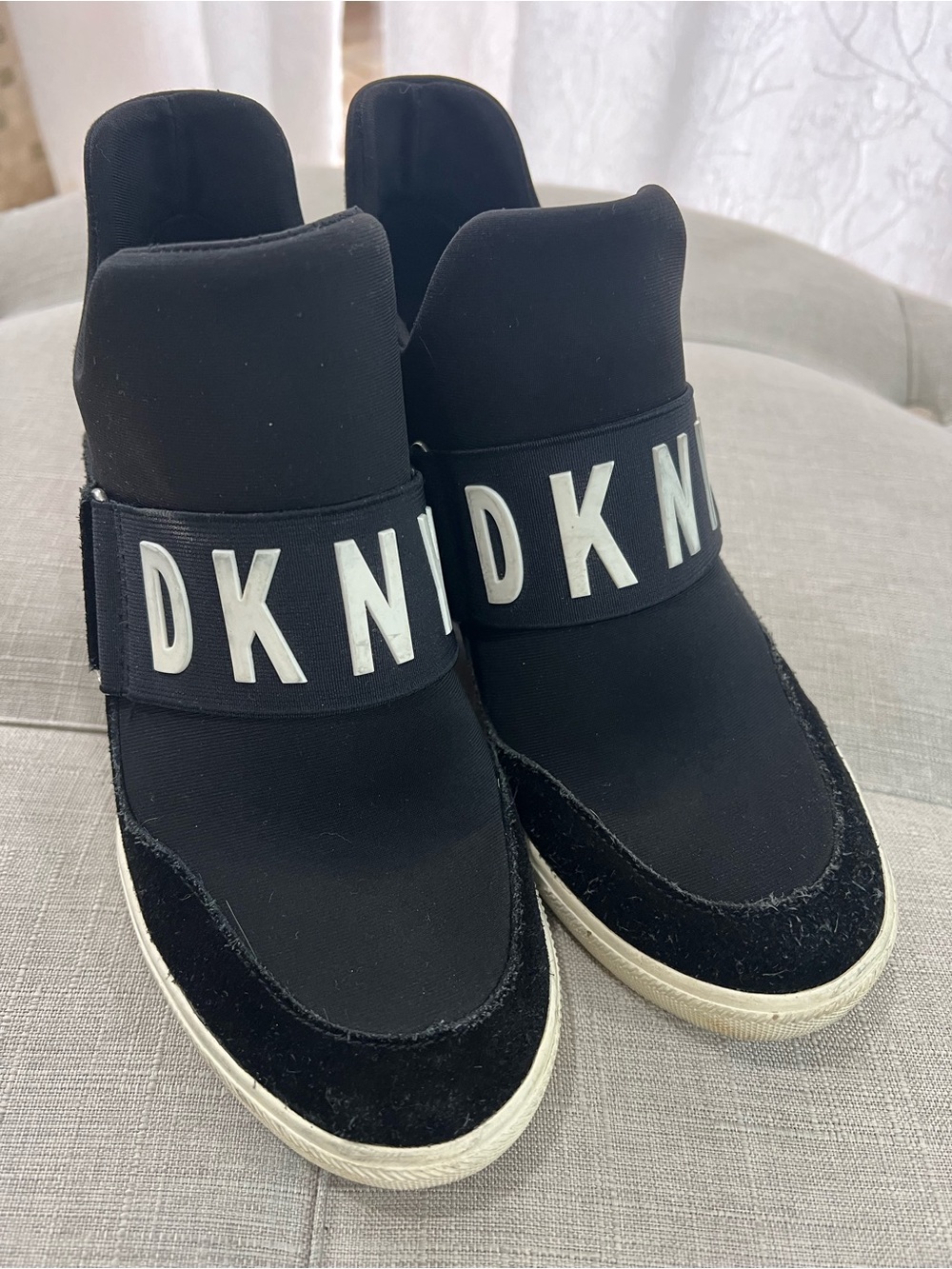 DKNY Black Slip-On Platform Sneakers with Logo Strap